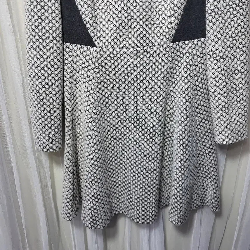 [BUNJANG] JJ JIGOTT Patterned Wool Flare Midi Dress / JJ지고트 JJ JIGOTT 장식 패턴 모 플레어 원피스