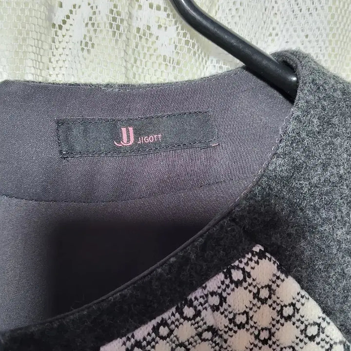 [BUNJANG] JJ JIGOTT Patterned Wool Flare Midi Dress / JJ지고트 JJ JIGOTT 장식 패턴 모 플레어 원피스
