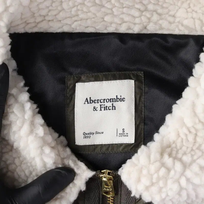 [BUNJANG] Abercrombie &amp; Fitch Quilted Jacket - Women&