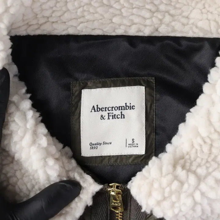 [BUNJANG] Abercrombie &amp; Fitch Quilted Jacket - Women&