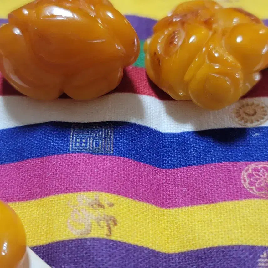 [SOLD OUT] 천연 밀화호박 마고자단추세트