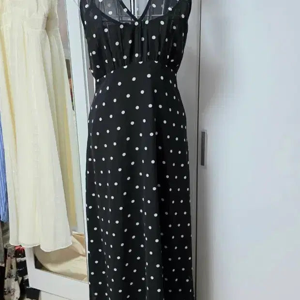 [SOLD OUT] Juicy Maxi Dress 롱원피스 미사용