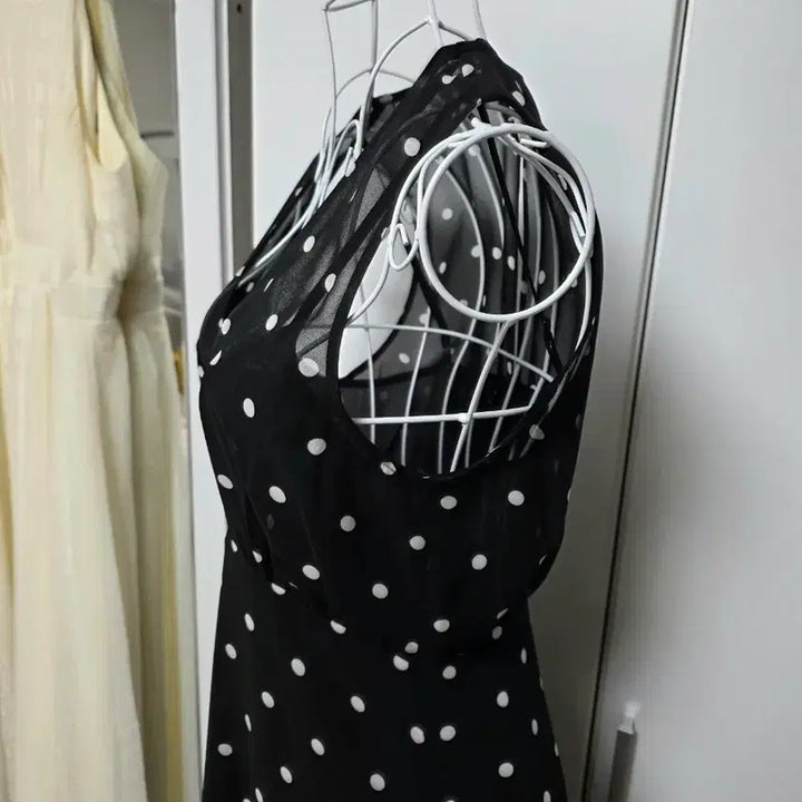 [SOLD OUT] Juicy Maxi Dress 롱원피스 미사용