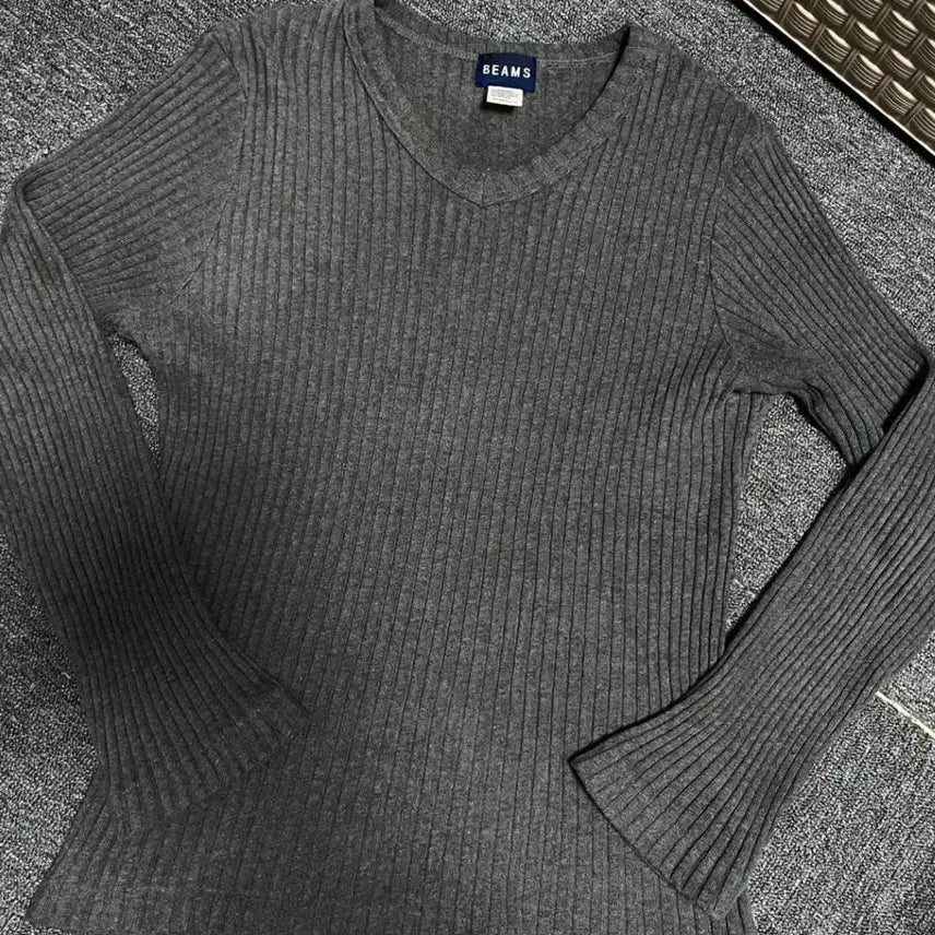 [BUNJANG] Beams Vintage Gray V-Neck Knit Sweater / 빔즈Beams 빈티지 그레이 회색 브이넥 니트