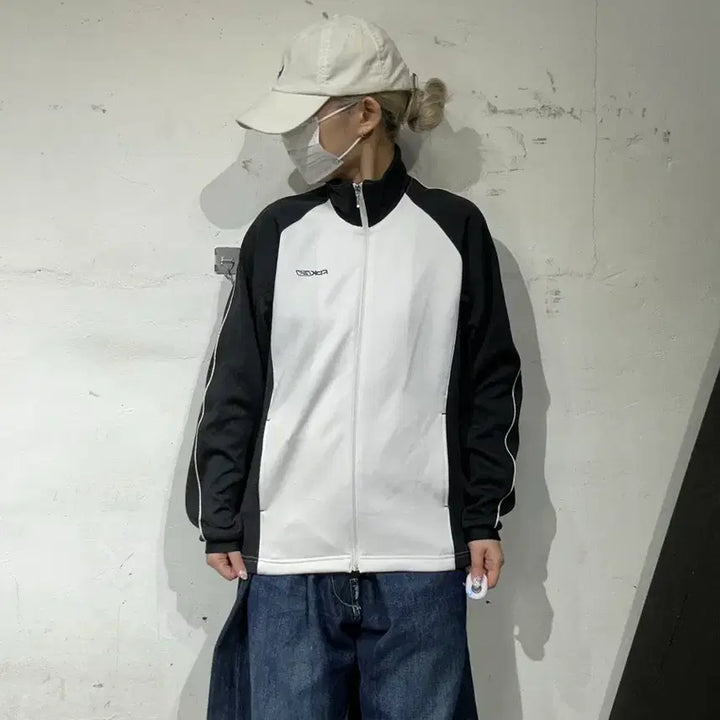 [BUNJANG] Reebok Old School Oversized Track Top Jersey / 리복 올드스쿨 오버핏 화이트 블랙 배색 트랙탑 져지 L
