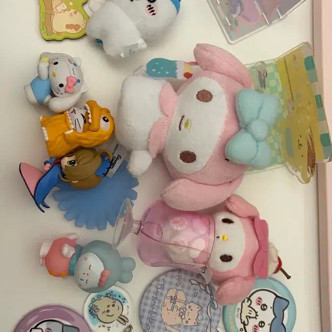 [BUNJANG] Sanrio My Melody &amp; Chiikawa Acrylic Badge Set / 산리오 마이멜로디 누이 마스코트 아크릴 캔뱃지 치이카와 카캡사
