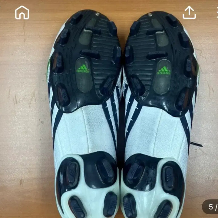 [BUNJANG] Adidas Predator PowerSwerve Soccer Cleats / 아디다스 파워스워브 프레데터 축구화 260