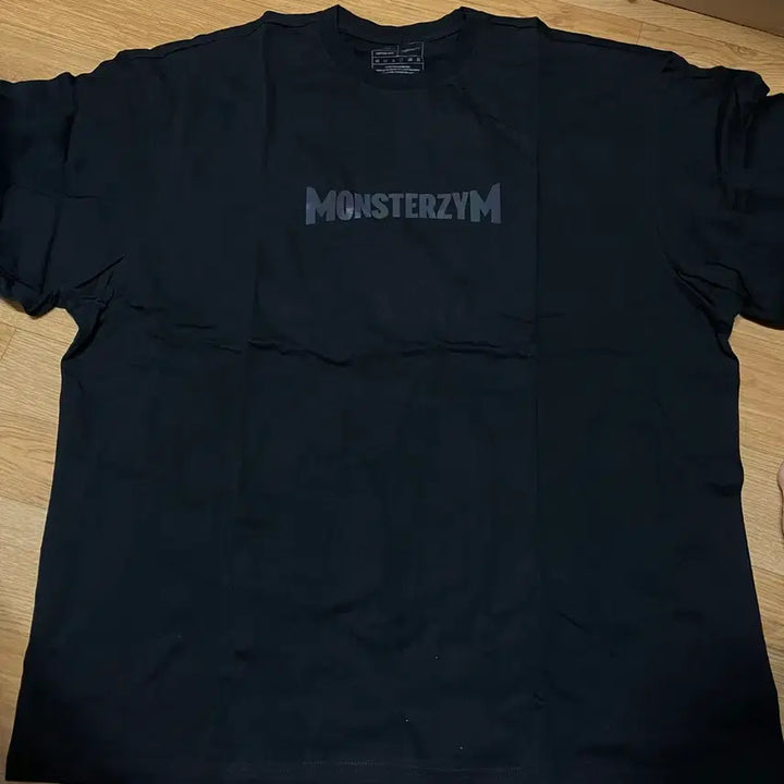 [BUNJANG] Monsterzym Rainbow Oversized Logo T-shirt 3XL / 몬스터짐 레인보우 오버핏 로고 티셔츠 3XL사이즈 새제품