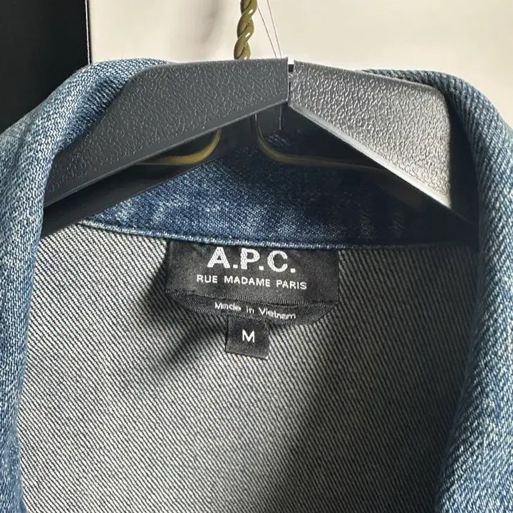 [BUNJANG] A.P.C Denim Jacket / A.P.C 아페쎄 데님 자켓 청자켓