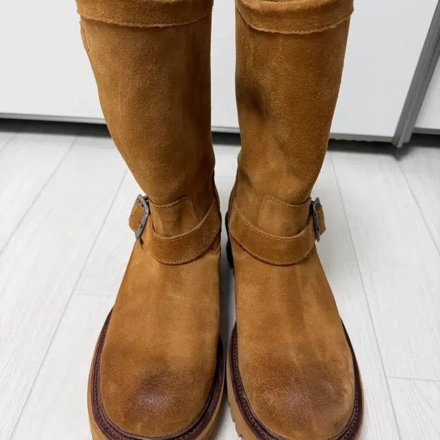 [SOLD OUT] 야세 6.5cm 페더 코만도솔 카우하이드 엔지니어부츠 베이지 280