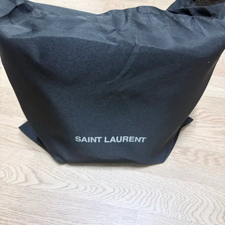 [BUNJANG] Black Calfskin Shoulder Bag / 카프스킨 숄더백
