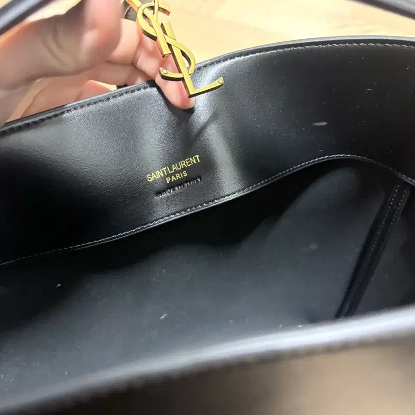 [BUNJANG] Black Calfskin Shoulder Bag / 카프스킨 숄더백
