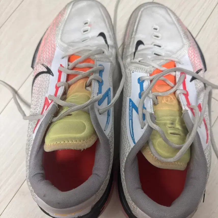 [BUNJANG] GT Cut 1 White Laser Blue Sneakers / 지티컷1 화이트 레이저 블루 280