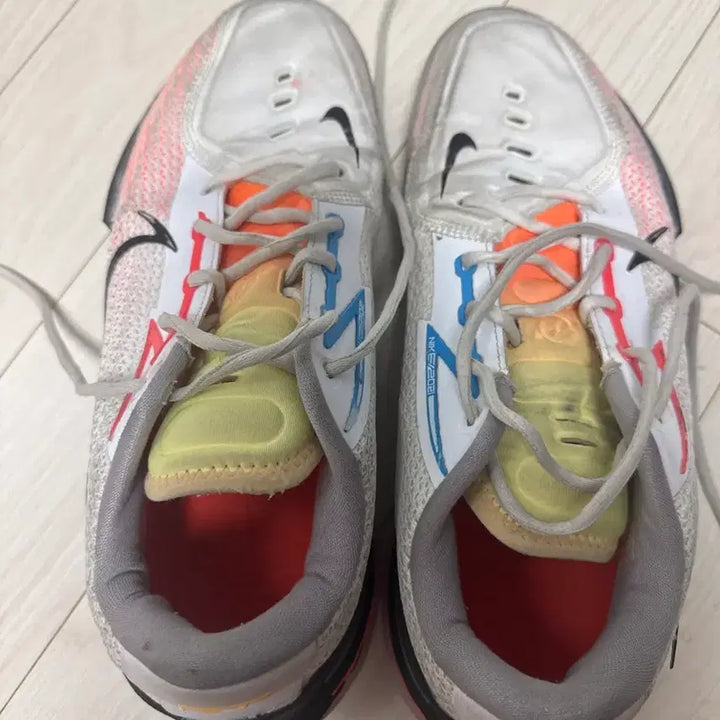 [BUNJANG] GT Cut 1 White Laser Blue Sneakers / 지티컷1 화이트 레이저 블루 280