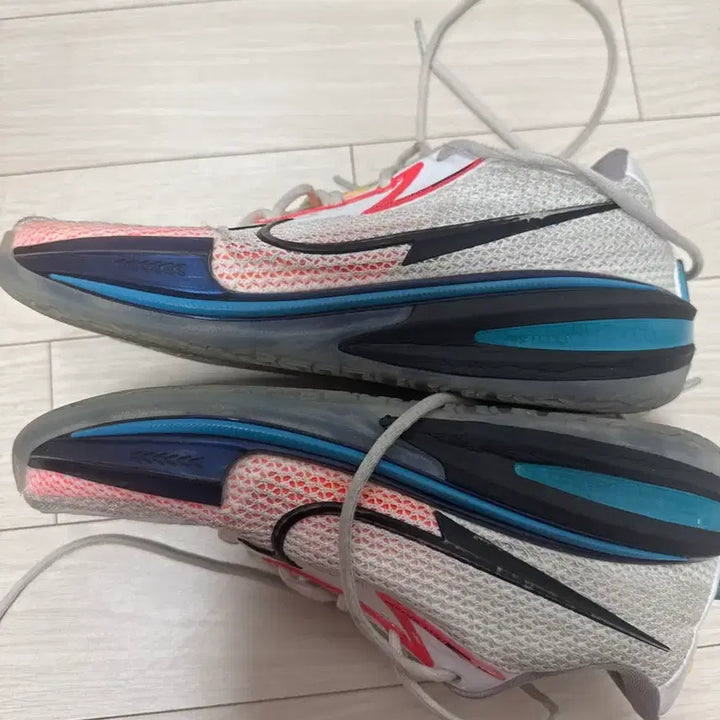 [BUNJANG] GT Cut 1 White Laser Blue Sneakers / 지티컷1 화이트 레이저 블루 280