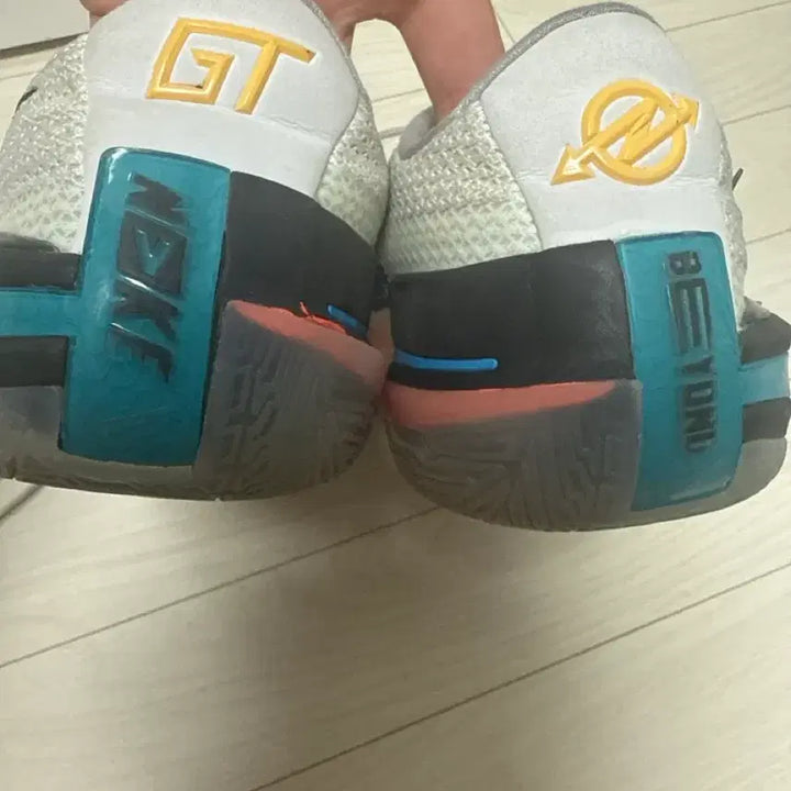 [BUNJANG] GT Cut 1 White Laser Blue Sneakers / 지티컷1 화이트 레이저 블루 280