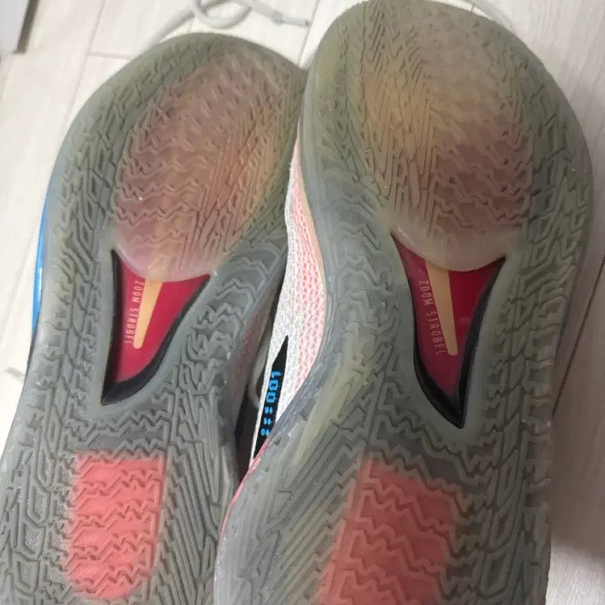 [BUNJANG] GT Cut 1 White Laser Blue Sneakers / 지티컷1 화이트 레이저 블루 280
