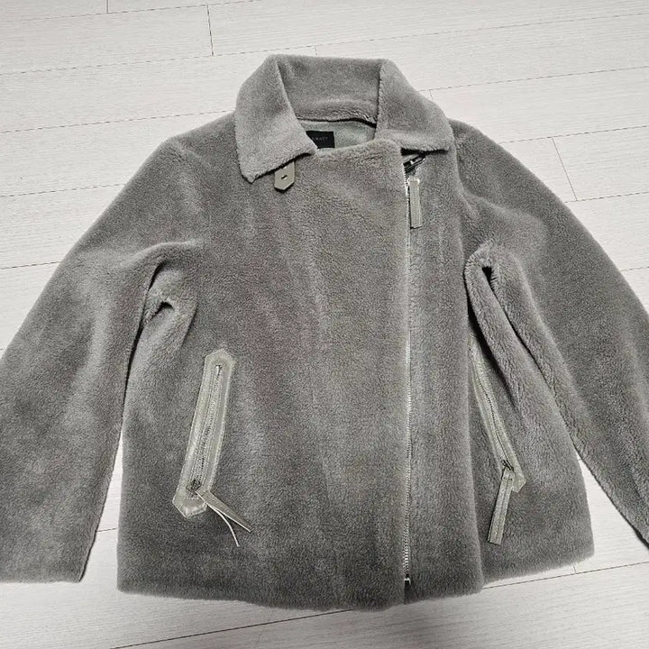 [SOLD OUT] 카시바디 찐녹색 양털 양가죽 무스탕 라이더 자켓 77사이즈