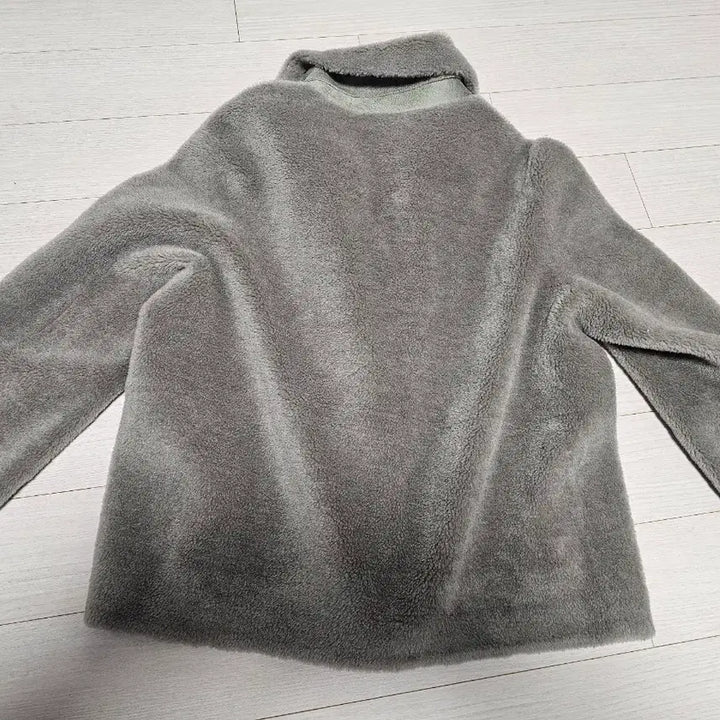 [SOLD OUT] 카시바디 찐녹색 양털 양가죽 무스탕 라이더 자켓 77사이즈