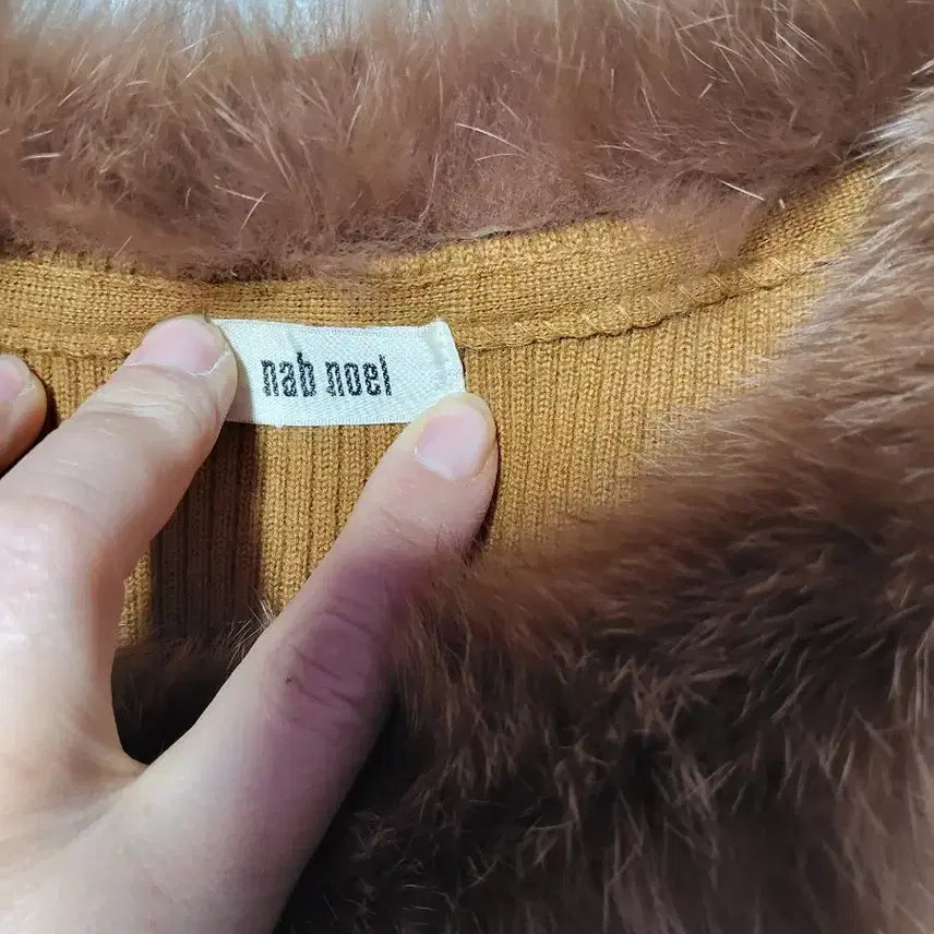 [BUNJANG] nab noel Fur Trimmed Gold Button Cardigan / 일제 nab noel 퍼 트리밍 골드 버튼 가디건