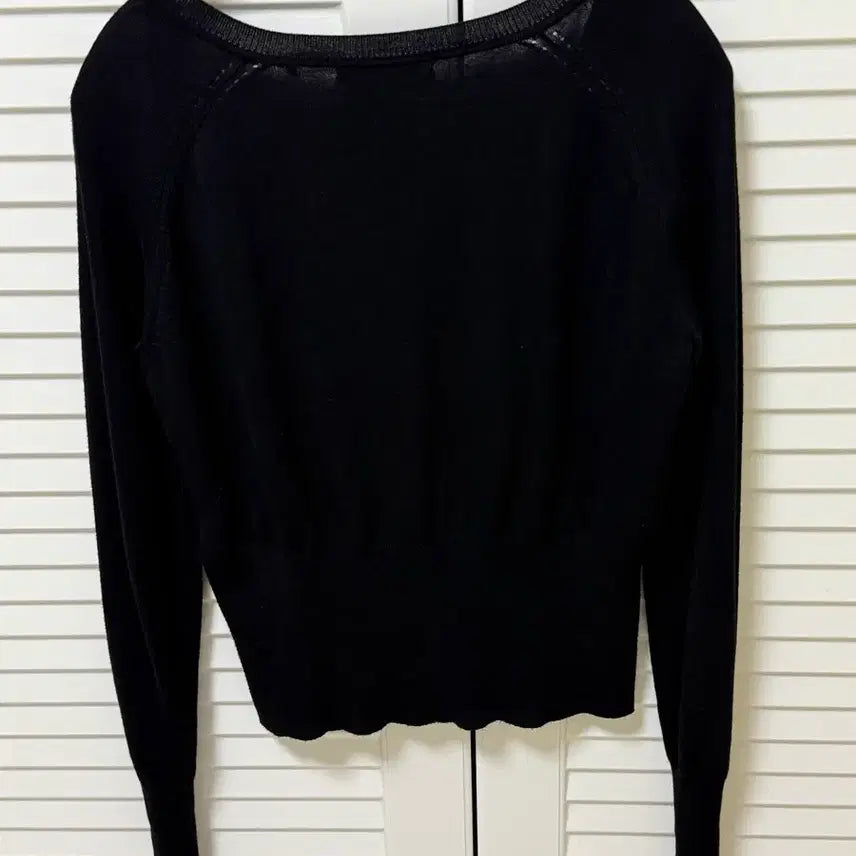[SOLD OUT] 게스 우먼 가디건 XS