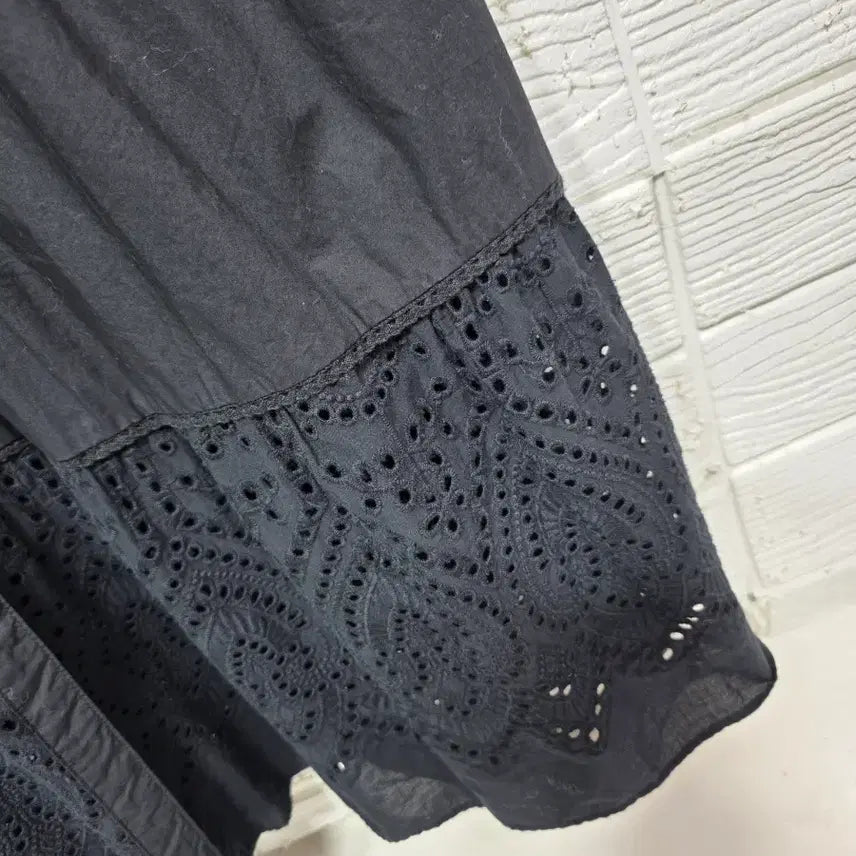 [SOLD OUT] 2021년 더 엣지 펀칭 원피스77