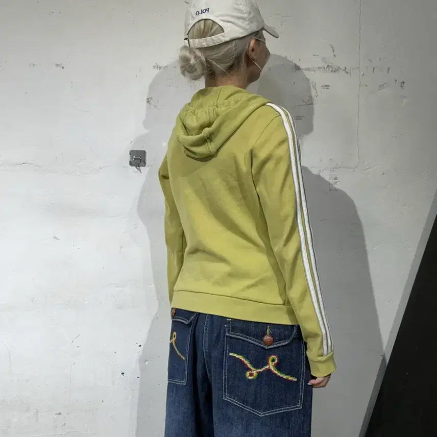 [BUNJANG] Adidas Olive Green Fitted Y2k Old School Hoodie 90 / 아디다스 올리브 그린 후드 딱붙핏 y2k 올드스쿨 후드집업 져지 90