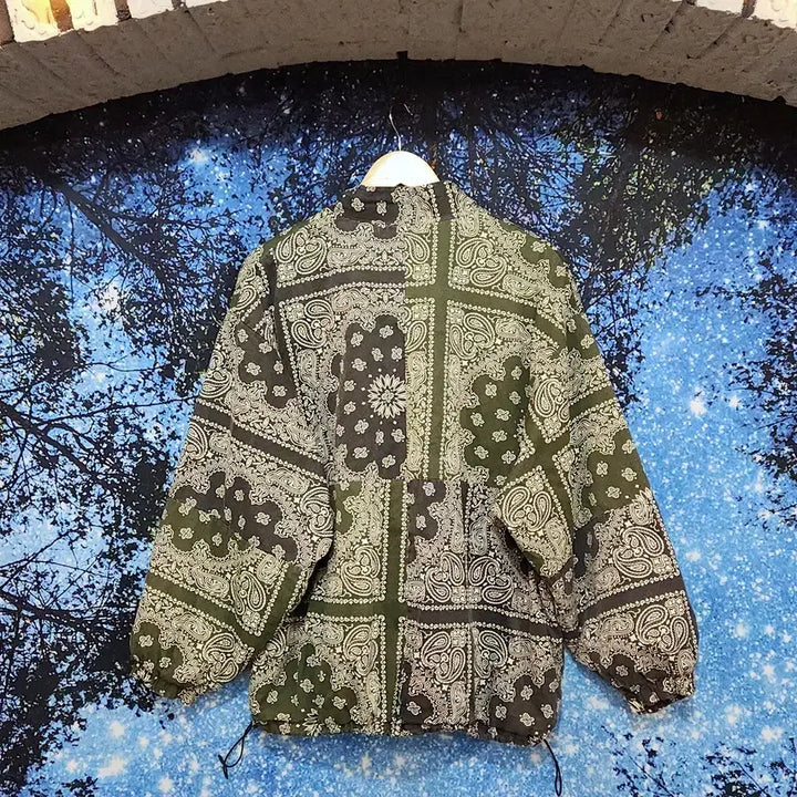 [SOLD OUT] [vintage] 남성 빈티지 페이즐리 패턴 디자인 자켓 Free