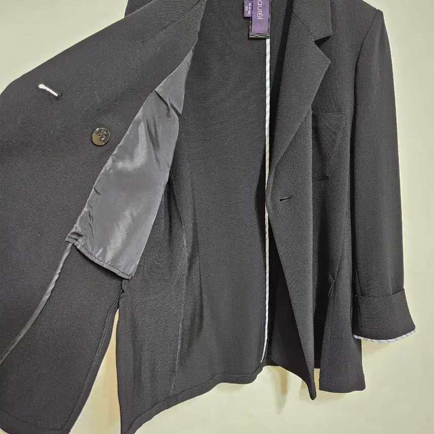 [BUNJANG] Laurel Navy Jacket / 라우렐 고급자켓