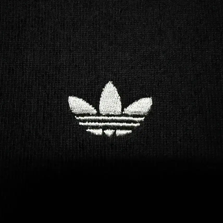 [BUNJANG] Adidas Firebird Three-Stripe Sweatshirt Black and White / [M,95]아디다스 파이어버드 삼선 맨투맨 검흰