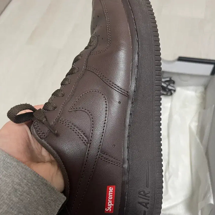 [BUNJANG] Nike x Supreme Air Force 1 Baroque Brown Sneakers / 나이키X슈프림 에어포스1 바로크 브라운 240 (US6)
