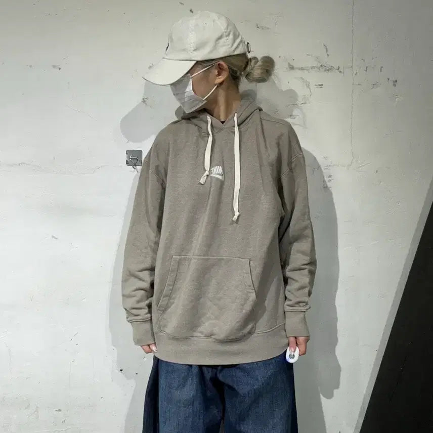 [BUNJANG] Nike Brown White Mid Swoosh Oversized Hoodie M / 나이키 브라운 화이트 미드 스우시 올드스쿨 오버핏 후드티 M