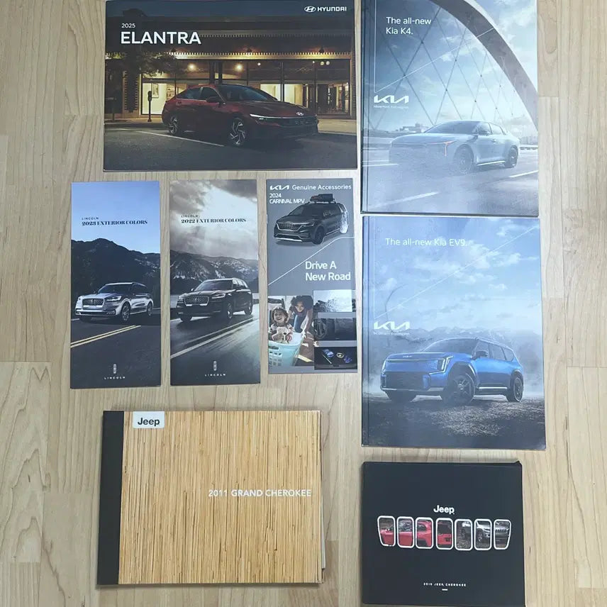 [BUNJANG] Assorted Car Catalogs (Hyundai/Kia/Lincoln/Jeep) / 각종 자동차 카탈로그 판매합니다 (현대/기아/링컨/지프)