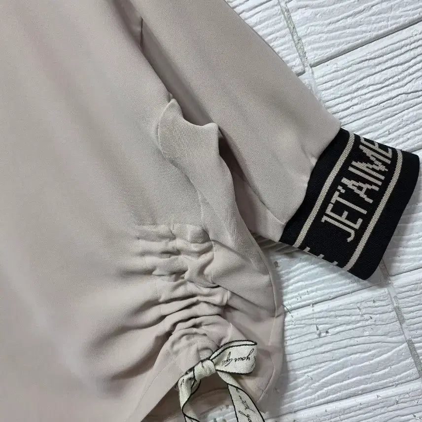 [BUNJANG] Tube Wide Shirring Shirt / 2022년 튜브 와이드 셔링셔츠 66ㅡ88