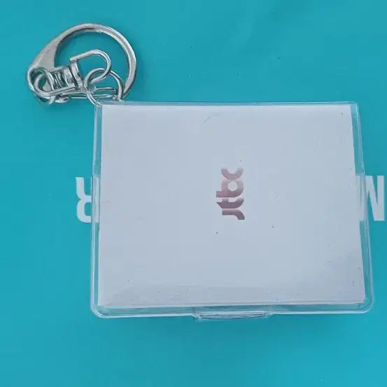 [SOLD OUT] 모자무싸 굿즈 (키링 손목띠(붙은상태)  명함(긁음)) 택배비포함