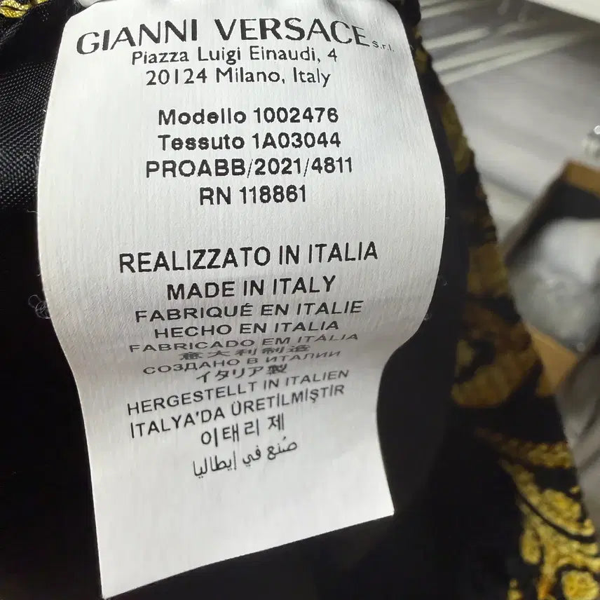 [BUNJANG] Versace Barocco Silk Shorts / 베르사체 Barocco 실크 반바지 M(48)사이즈