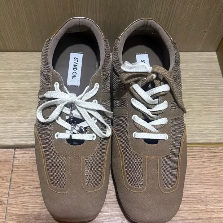 [BUNJANG] Stand Oil Morrow Square Sneakers Brown / 스탠드오일 머로우 스퀘어 스니커즈 브라운