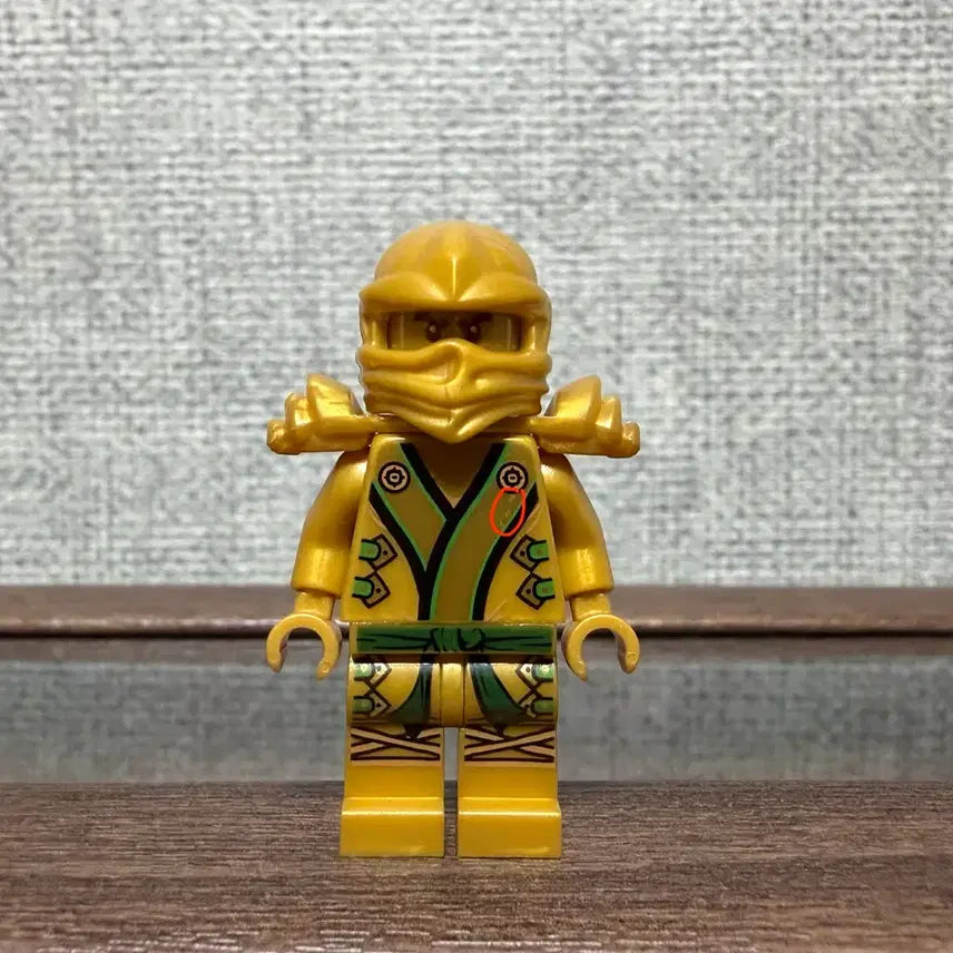 [BUNJANG] LEGO Ninjago Gold Ninja Lloyd Minifigure / 레고 닌자고 골드닌자 로이드 미니피규어
