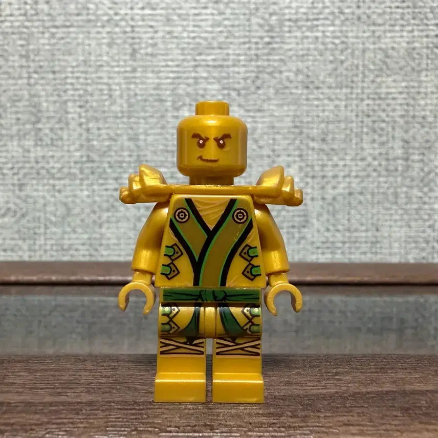 [BUNJANG] LEGO Ninjago Gold Ninja Lloyd Minifigure / 레고 닌자고 골드닌자 로이드 미니피규어