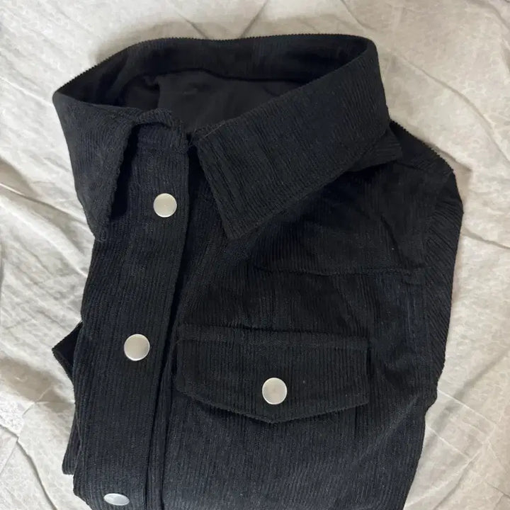 [BUNJANG] Bella Corduroy Shirt Black / (배포 새상품) 벨라 코듀로이 골덴 셔츠 블랙