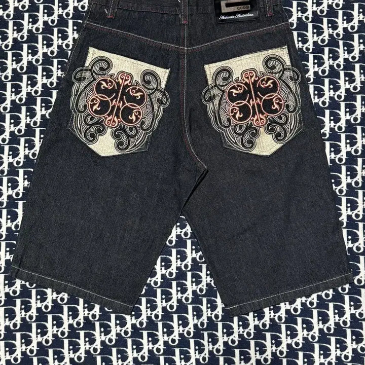 [BUNJANG] COOGI Authentic Australian Denim Bermuda Shorts / COOGI 쿠지 Authentic Australian 데님 버뮤다 반바지