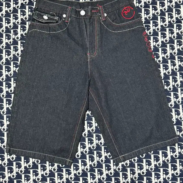 [BUNJANG] COOGI Authentic Australian Denim Bermuda Shorts / COOGI 쿠지 Authentic Australian 데님 버뮤다 반바지