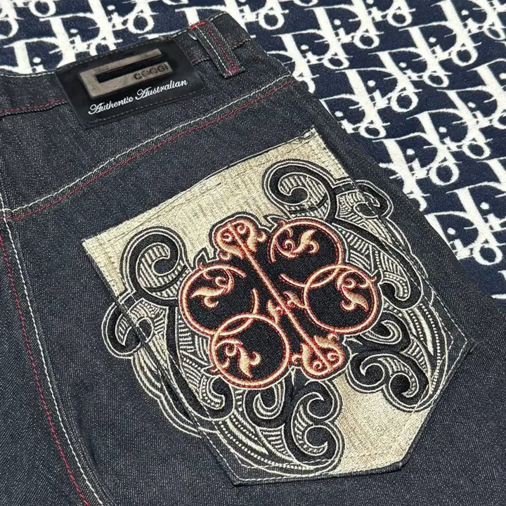 [BUNJANG] COOGI Authentic Australian Denim Bermuda Shorts / COOGI 쿠지 Authentic Australian 데님 버뮤다 반바지