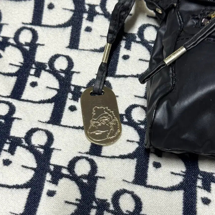 [BUNJANG] Kipling Black Leather Crossbody Bag / 키플링 블랙 가죽 크로스백