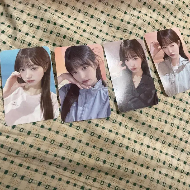 [SOLD OUT] 장원영 아이더 포카 4장팔아요