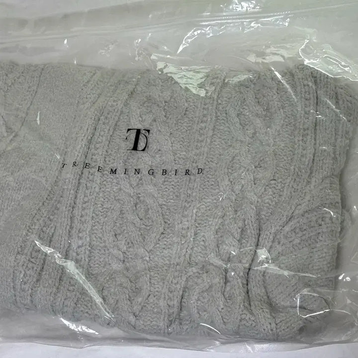 [BUNJANG] trimmingbird Two-Way Asymmetric Off-Shoulder Knit Zip-Up / 트리밍버드 투웨이 언발 오프숄더 니트집업