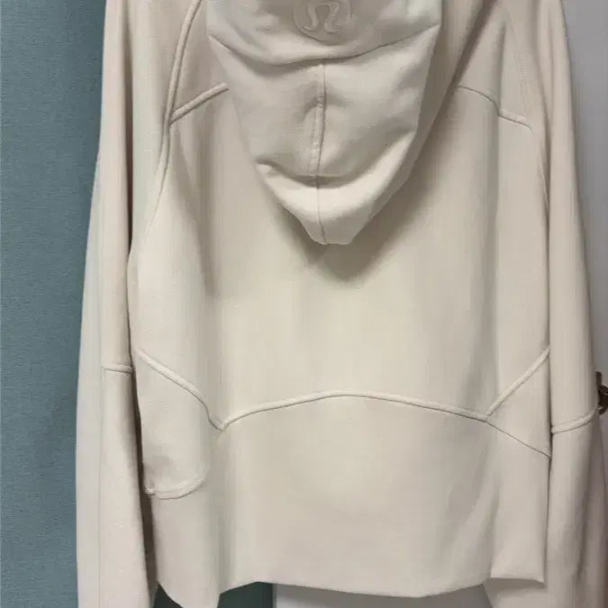 [SOLD OUT] 룰루레몬 스쿠바 후드 집업 아이보리 색상