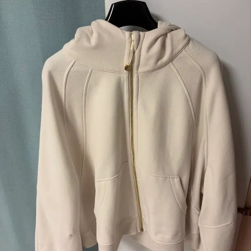[SOLD OUT] 룰루레몬 스쿠바 후드 집업 아이보리 색상