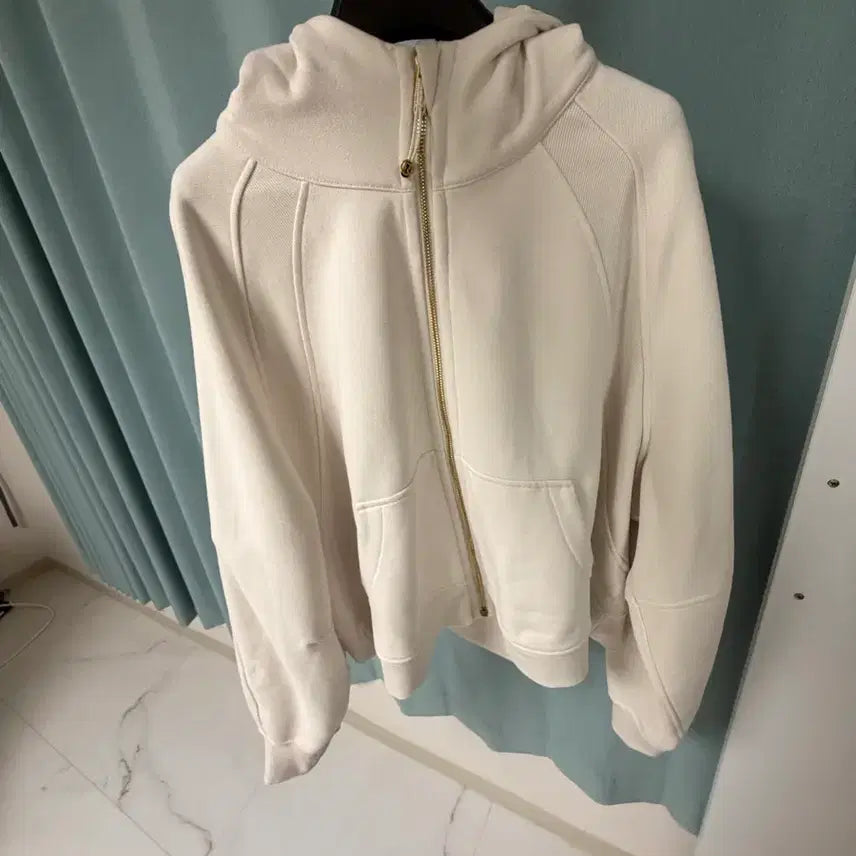 [SOLD OUT] 룰루레몬 스쿠바 후드 집업 아이보리 색상