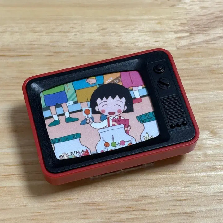 [BUNJANG] Chibi Maruko-chan TV Stand Random Badge / 치비 마루코 티비 스탠드 랜덤 뱃지